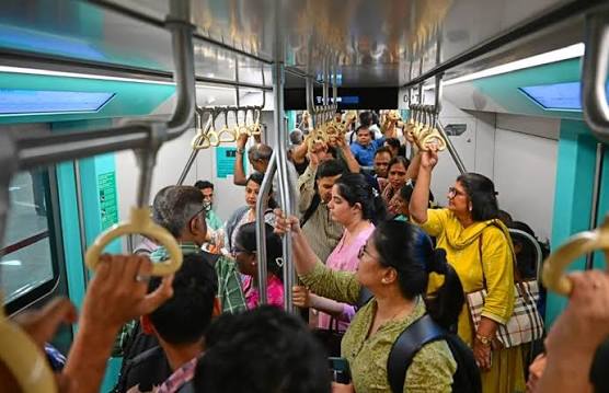 METRO-PASSENGERS