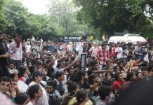 நீட் தேர்வு போராட்டம்! சென்னை மெரினா கடற்கரையில் போலீஸ் பாதுகாப்பு!!